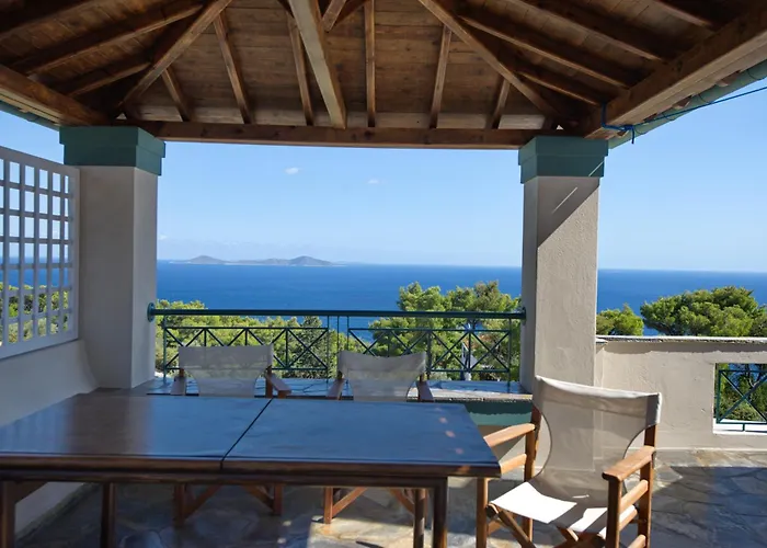 Villa Flora Views Exciting Imagination, 2 Apartments