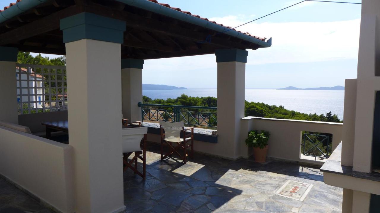 Villa Flora Views Exciting Imagination, 2 Apartments Villa
