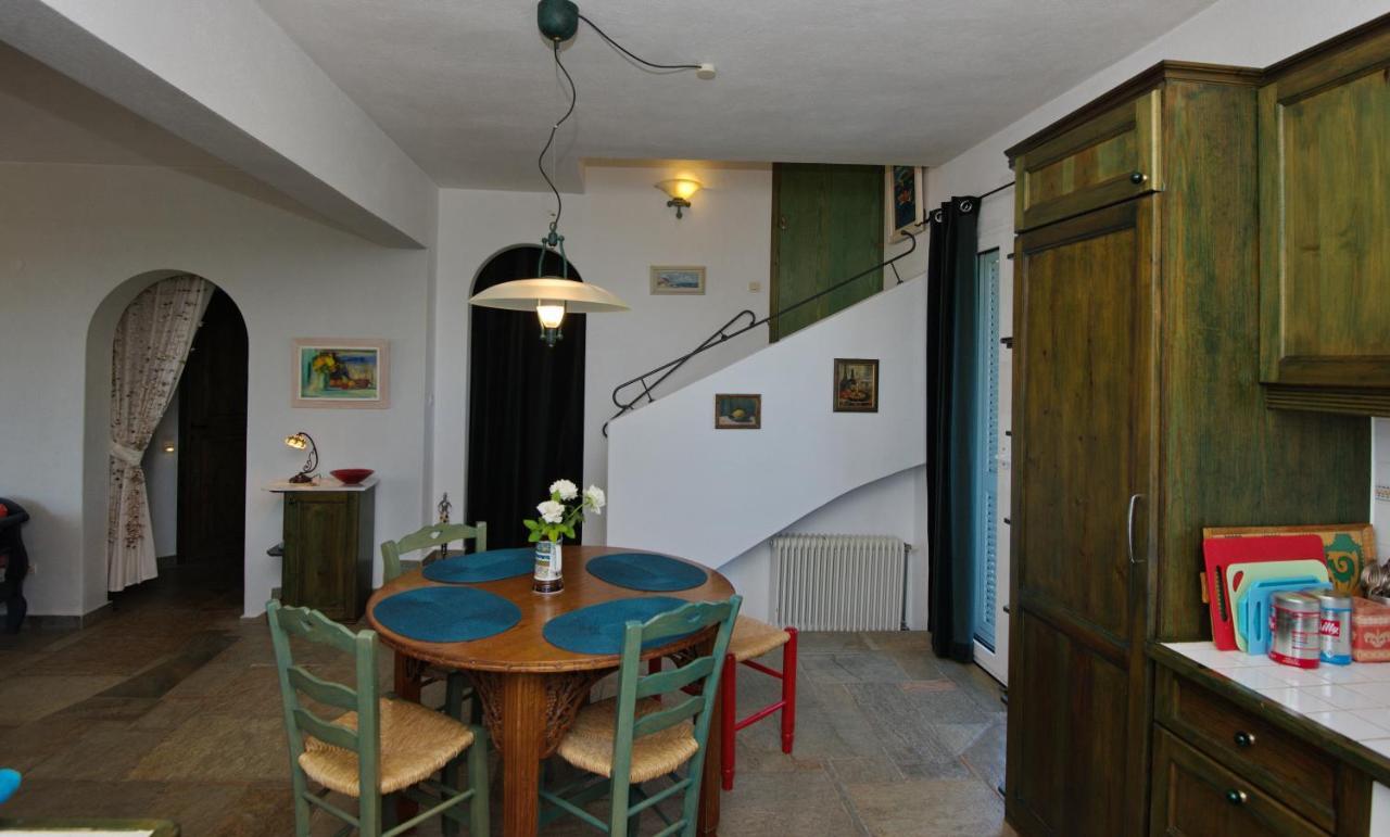 Villa Flora Views Exciting Imagination, 2 Apartments Villa *